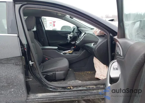 2017 Chevrolet Malibu 1Fl from USA, damaged, VIN 1G1ZC5ST6HF250430